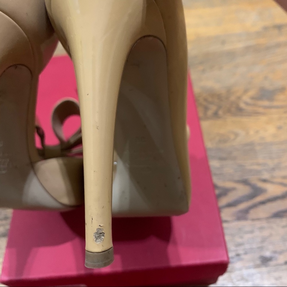 Authentic Valentino Garavani Bow Pump Shoes 38 - Picture 15 of 15